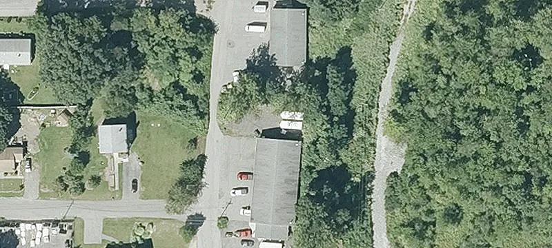 95 Railroad Ave