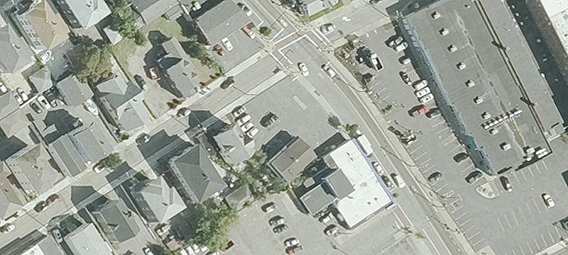 364 Dexter St