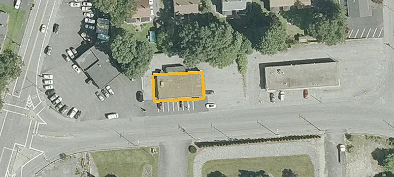 10 Higginson Ave