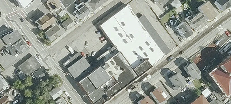 817 Dexter St