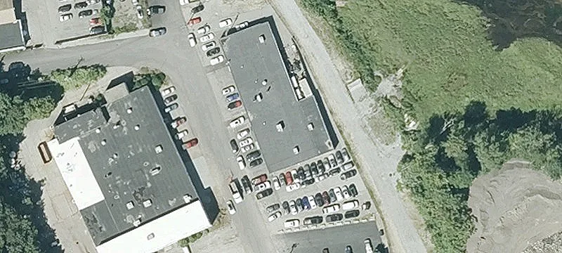 105 Railroad Ave
