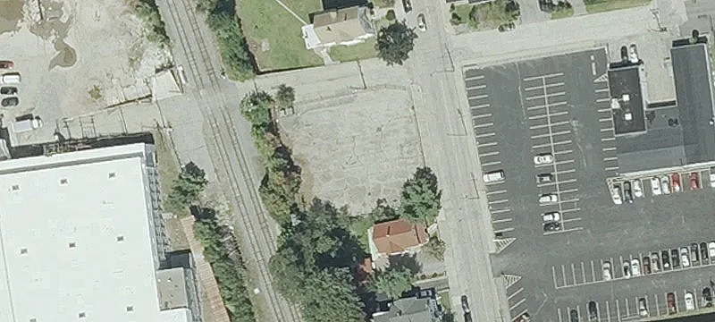 1228 High St