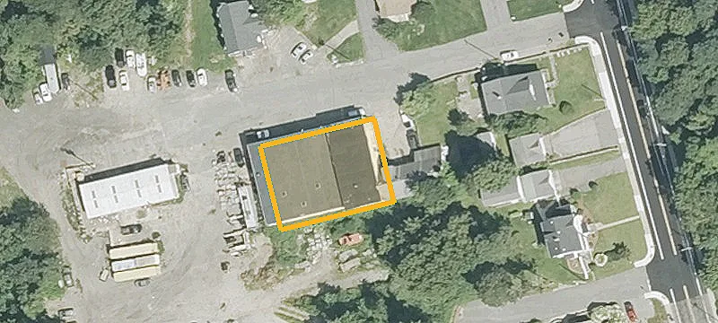 10 Lambert Ave
