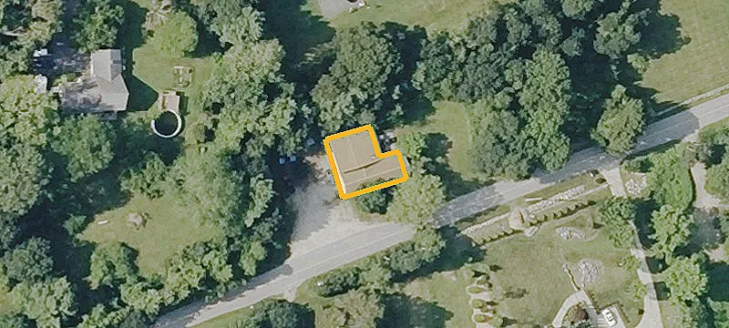 43 Tompkins Ln