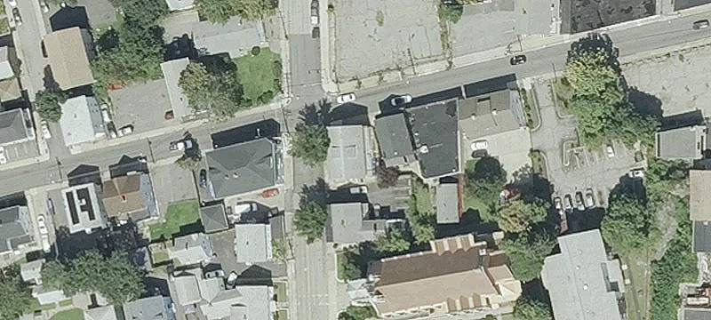 48 Cross St