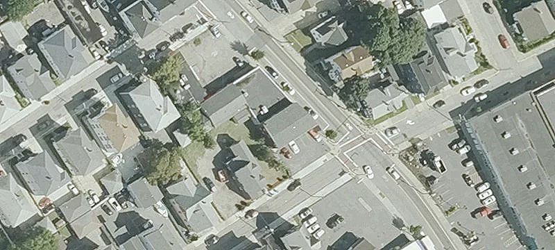 392 Dexter St