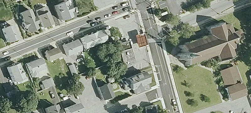 290 Broad St