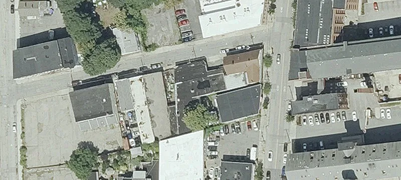 16 Central St