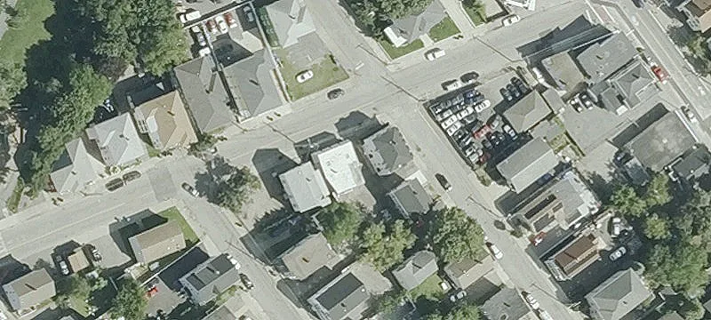 32 Crossman St