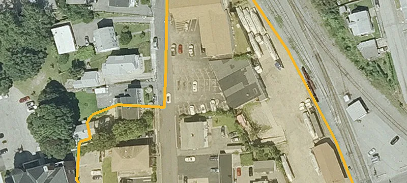 11 High St