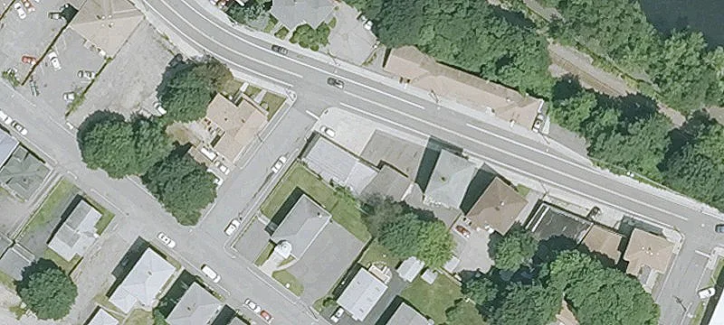 100 Railroad St
