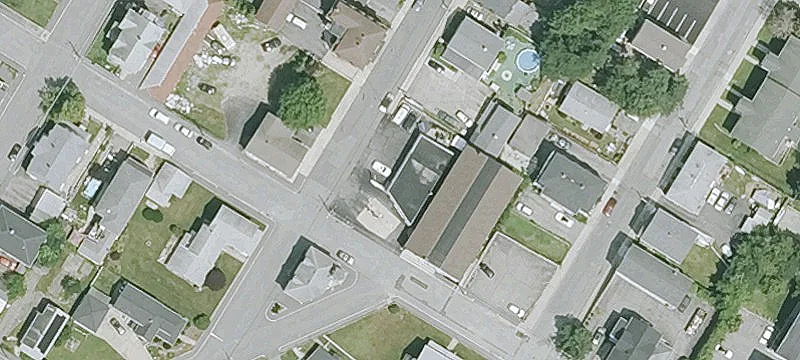 90 Winter St