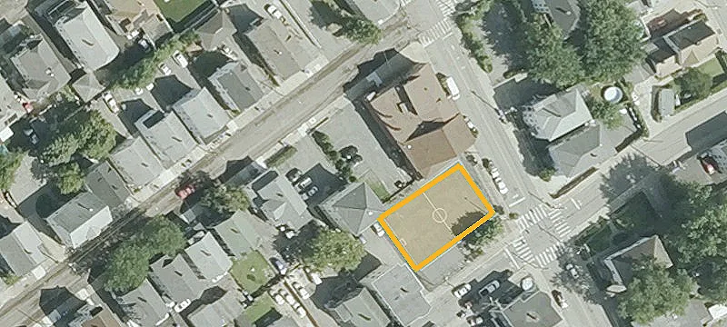 60 Hedley Ave