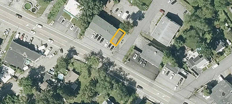 215 Putnam Pike