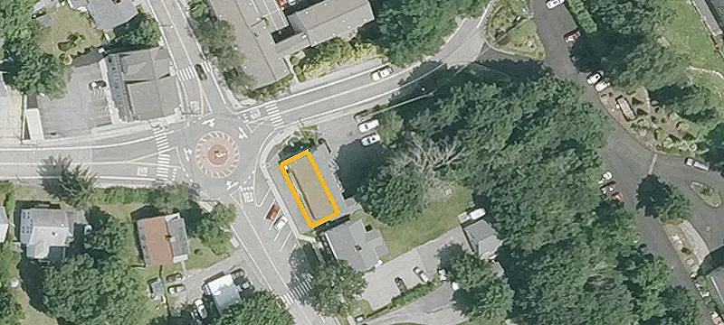 33-35 Main St