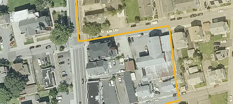 551 Broad St