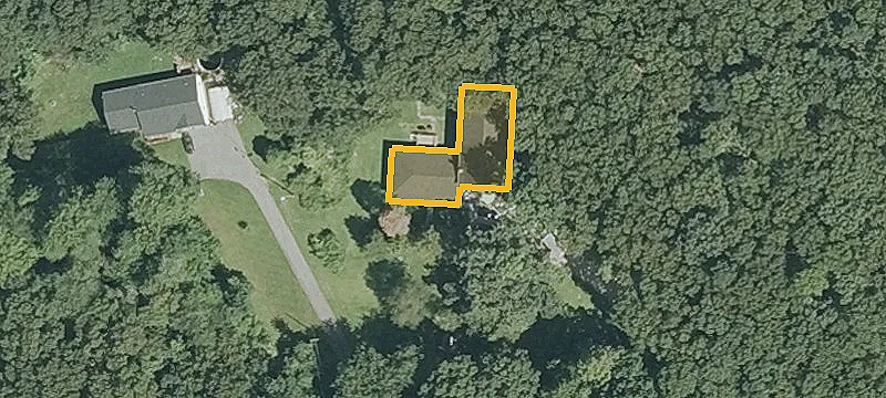 221 Cobble Hl Rd