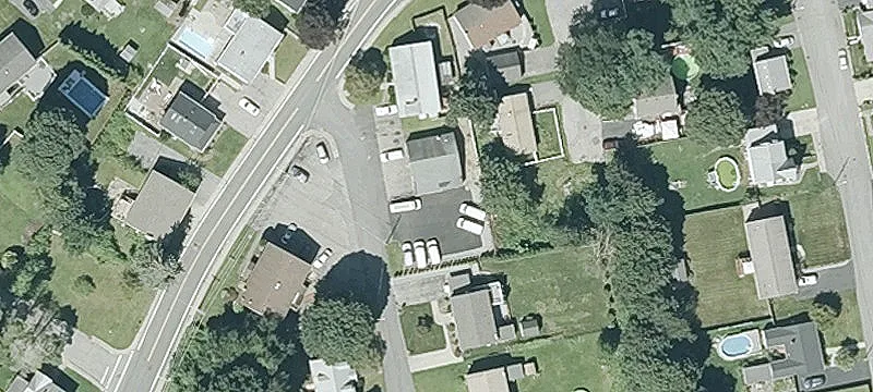 8 Zoar Ave