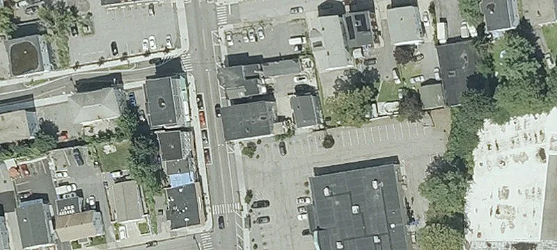 855 Broad St