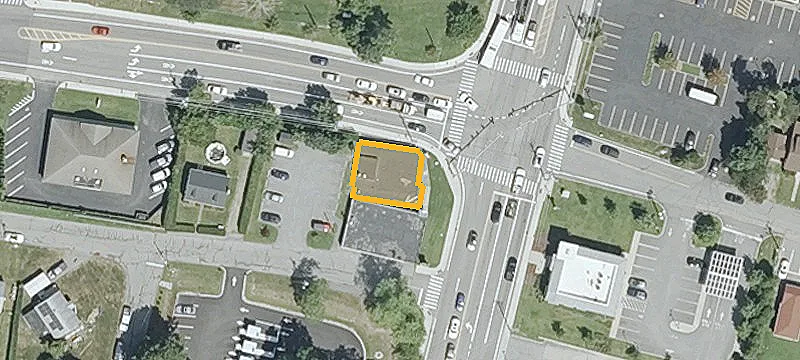 24 Coddington Hwy