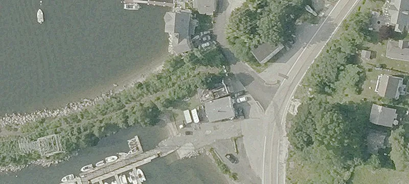 215 Riverside Dr