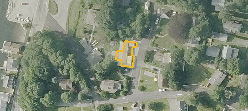 33 Tucker Ave