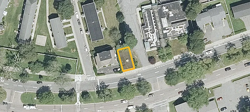 46 Memorial Blvd