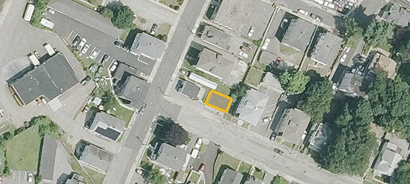 42 Transit St