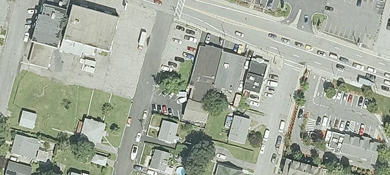 629 Warren Ave