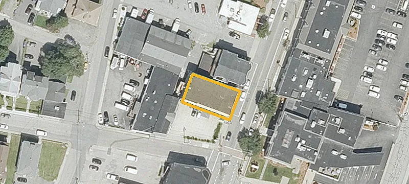 1211 Main St