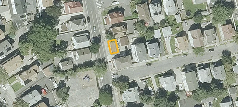 1338 Eddy St