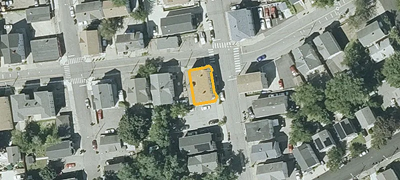 100 Harold St