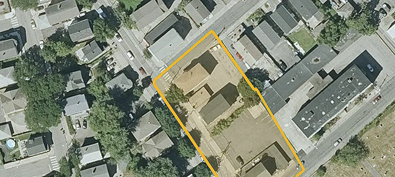 339 Douglas Ave