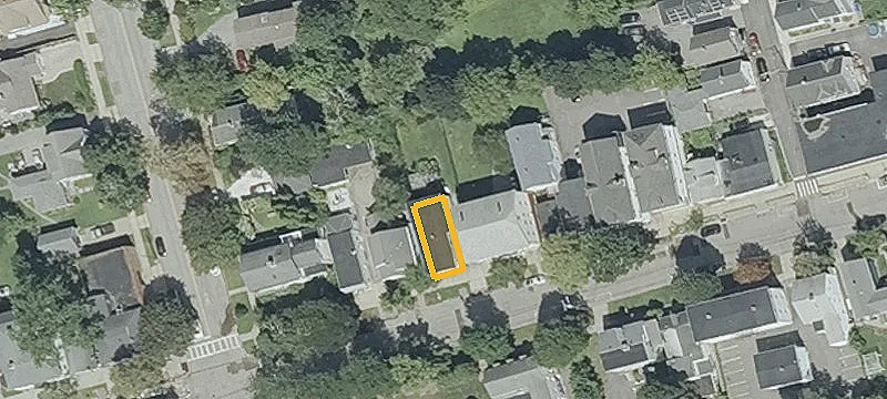 133 Bradford St