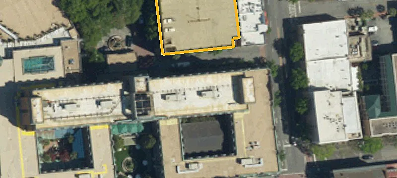 130 King St