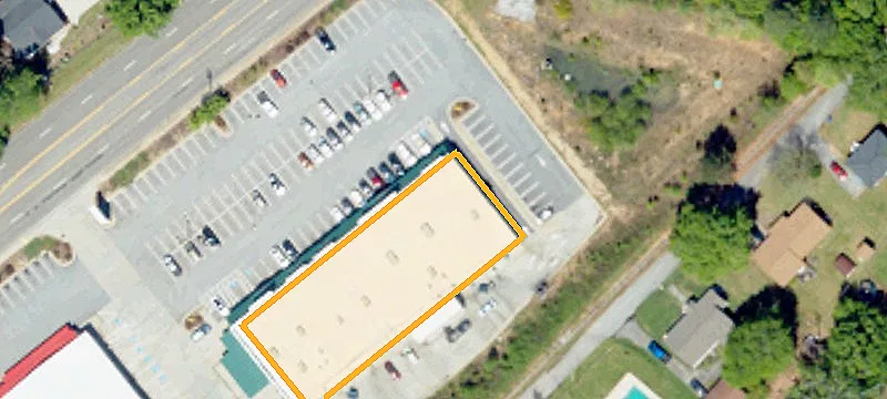 10195 Hwy 221