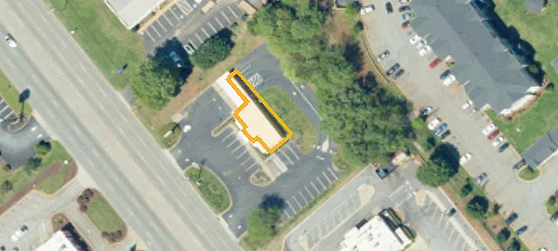 1537 Main St