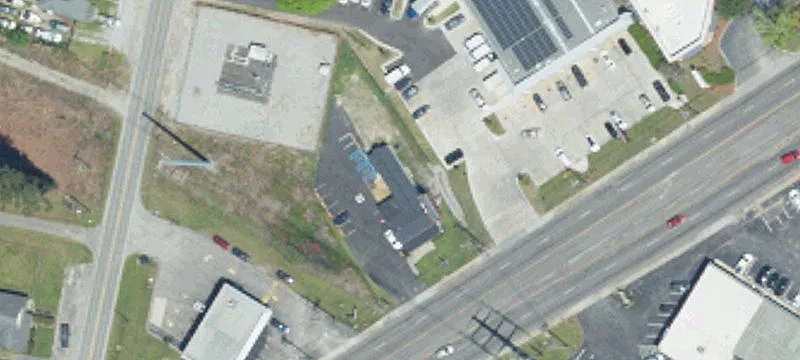 1106 Main St