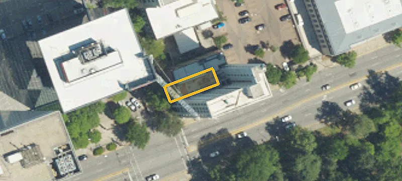 1202 Main St