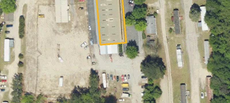 1645 Main St