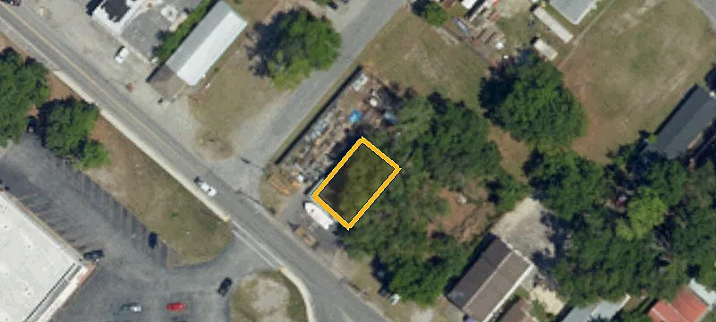 5818 Carolyn St