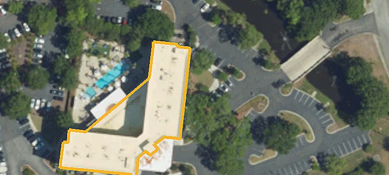 250 Johnnie Dodds Blvd