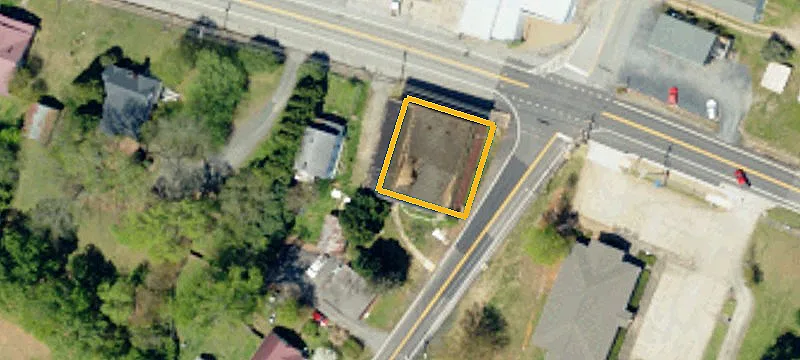 105 Main St