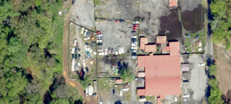 890 Irwin Ave Ext