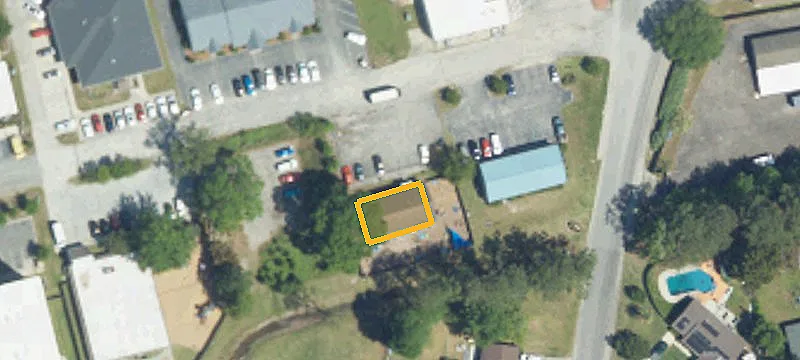 1679 Main St, Unit B