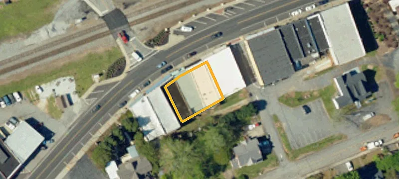 137 Main St