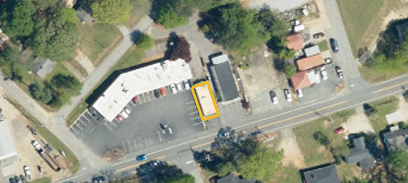 605 Lee Rd