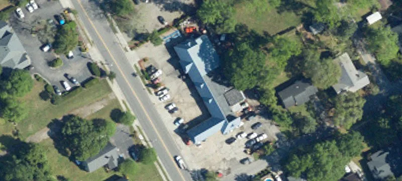 1100 Main St