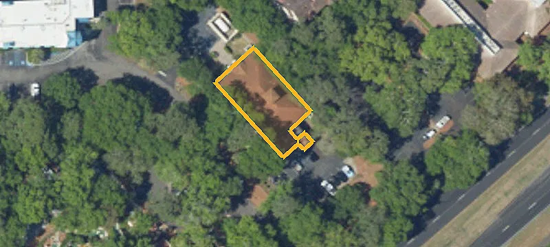 11 Marina Side Dr