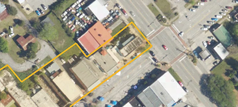 Main St